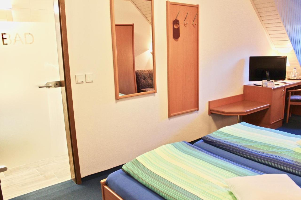 Zum Schwarzen Baeren Hotel Vohenstrauss Ngoại thất bức ảnh